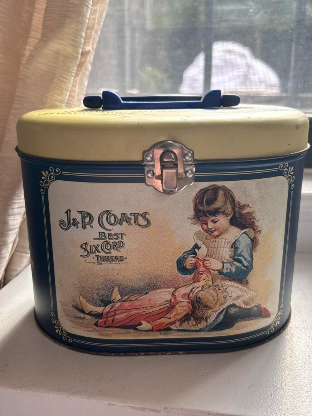 J&P Coats Best Six Cord Thread Sewing Tin with Handle and Latch